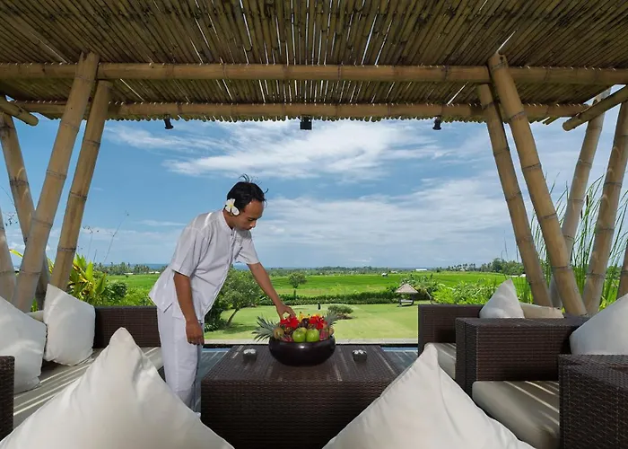 Mandalay * Canggu (Bali)