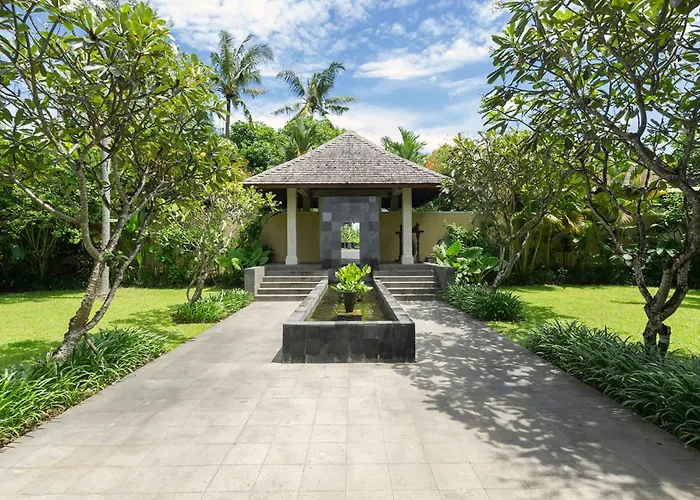 Mandalay Villa *